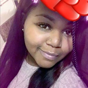 Meet your Posher, Amina